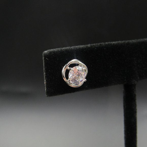 Sterling Silver 5.4mm Fancy Cubic Zirconia Stud Earrings Vintage - Picture 3 of 7